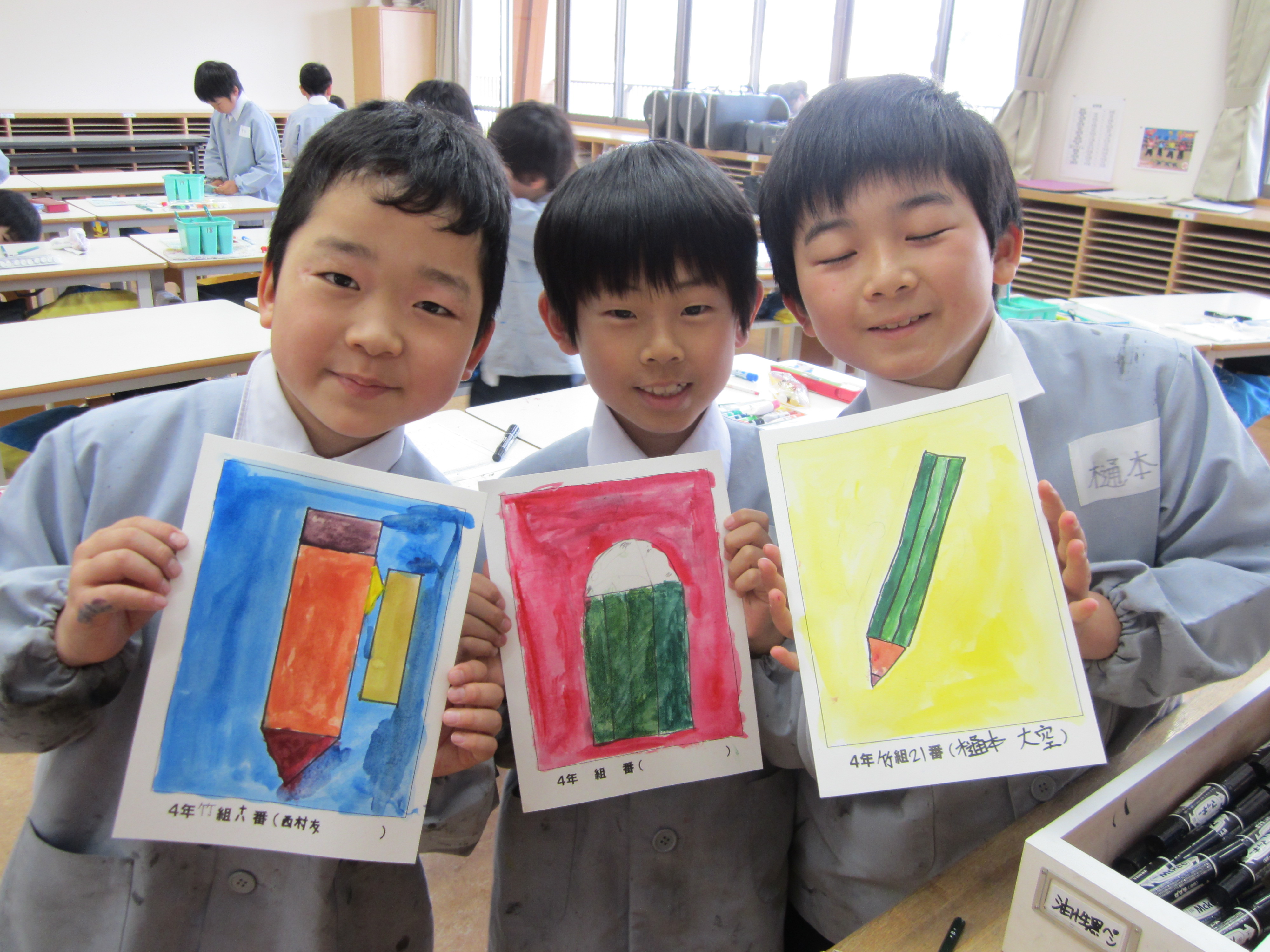 2013年度　４年生　授業風景　三原色と十二色相環