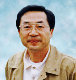 初代会長 森内一氏（１期生）